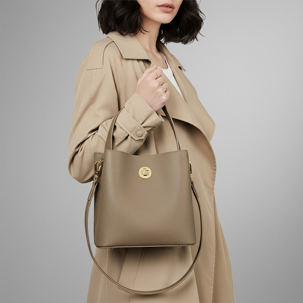 Équilibre Bucket Bag
