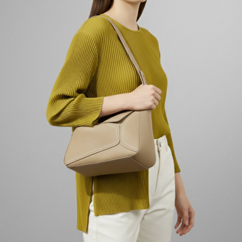 Solis Shoulder Bag