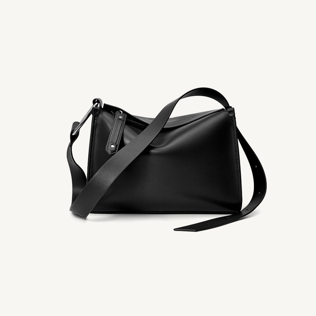 Solin Shoulder Bag