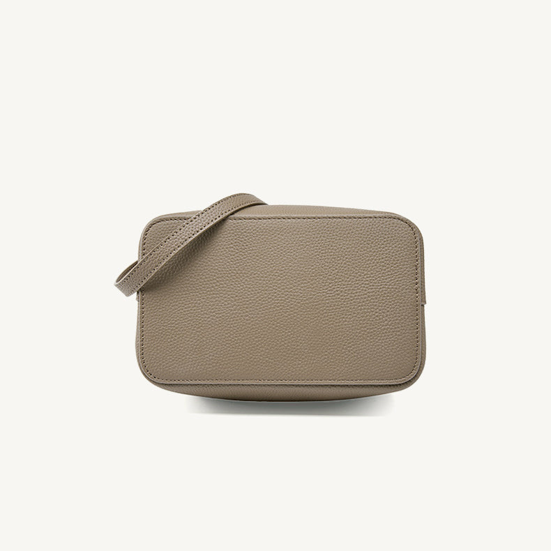 Équilibre Bucket Bag